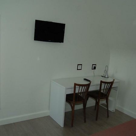 Le Relais Des Primeurs Logis Hotel Taule Bagian luar foto