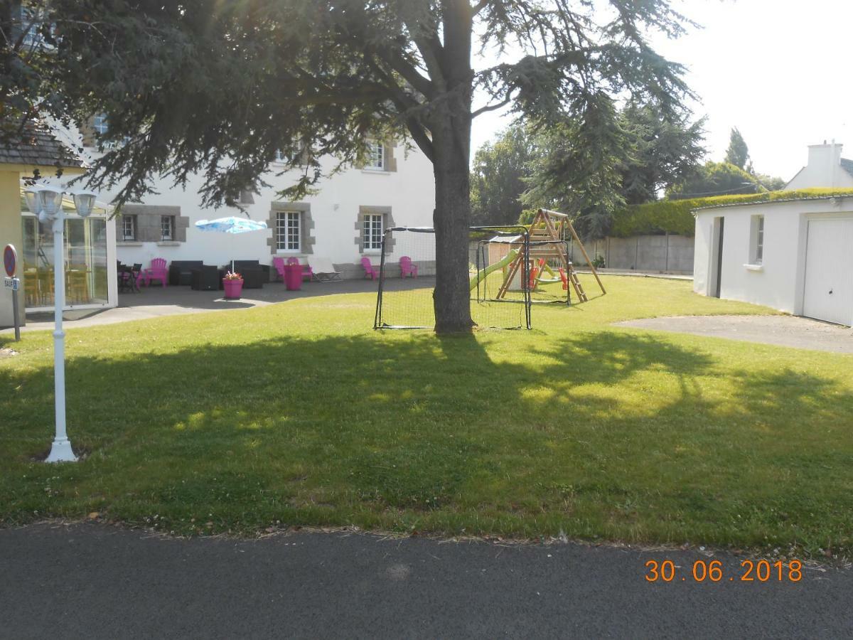 Le Relais Des Primeurs Logis Hotel Taule Bagian luar foto