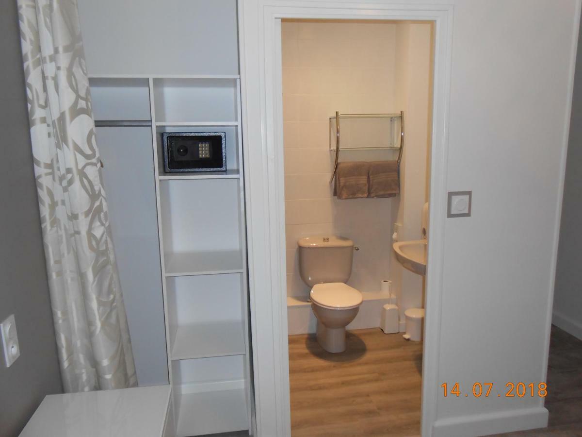 Le Relais Des Primeurs Logis Hotel Taule Bagian luar foto