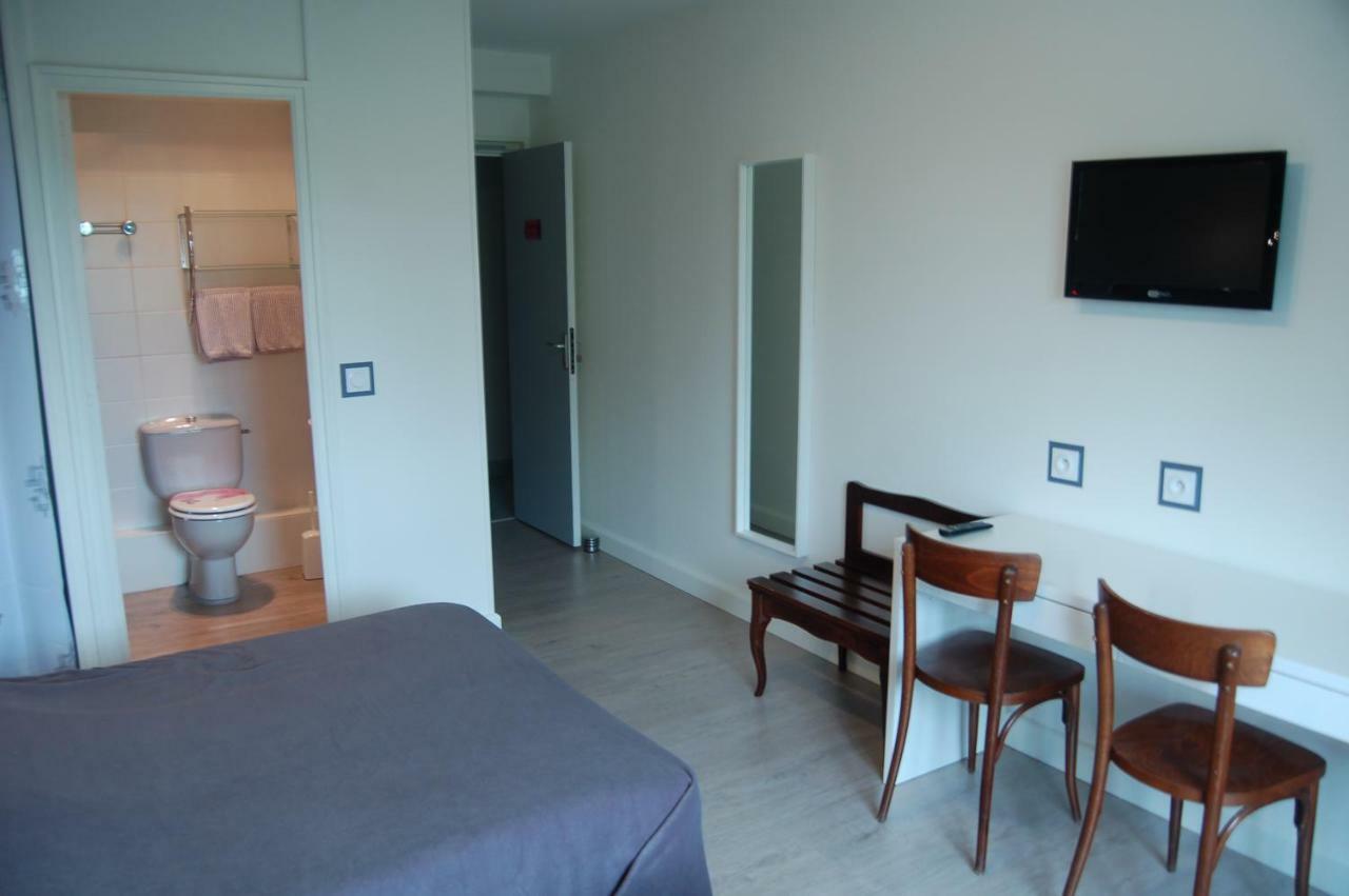 Le Relais Des Primeurs Logis Hotel Taule Bagian luar foto